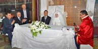 Başkan Yücel nikah şahidi oldu