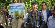 Türel, çiftçiye faydalı böcek dağıttı
