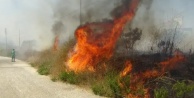 Akaryakıt istasyonu yakınında korkutan yangın