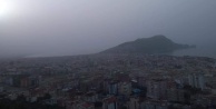 Alanya toz bulutuna teslim oldu