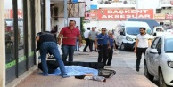 Ayrılmak isteyen sevgilisini sokakta öldürdü