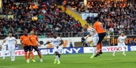 Alanyaspor liderden  bir puan aldı
