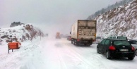 Antalya Konya arasında kar kalınlığı 25 santimetreye ulaştı!