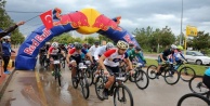 Bisiklet tutkunları Akdeniz’deydi