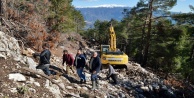 Büyükşehir dağları delip yol yapıyor