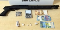 Polisten uyuşturucu operasyonu: 1 kişi tutuklandı