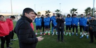 Başkan Türel futbolcuları ziyaret etti