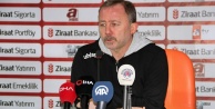 Sergen Yalçın: "Önümüzdeki tura geçebiliriz diye düşünüyorum"