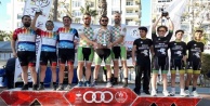 Alanyasporlu bisikletçiler Mersin'den kupalarla döndü