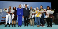 Başkan Türel Büyükşehrin kadın personelini unutmadı