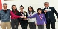 Ömer Halisdemir Ortaokulu'na çifte kupa