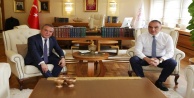Başkan Böcek, Bakan Ersoy ile turizm alt yapısını değerlendirdi