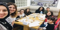 Şehit Ömer Halis Demir öğrencileri iftarda buluştu
