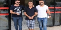 Alanya’da aranan hırsızlık şüphelisi yakalandı