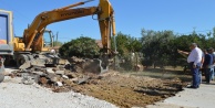 Bozulan grup yolunda bakım-onarım yapılıyor