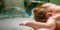 Hastane tuvaletinde doğurduğu bebeğini çöp kovasına attı