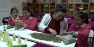 Öğrenciler salatalıktan ürettikleri kokuyu Alanya'da tanıtacaklar