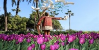 Alanya'da yeşil alanlar rengarenk