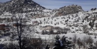 Alanya’nın yaylaları kara teslim oldu