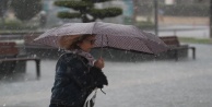 Antalya'da sağanak yağış