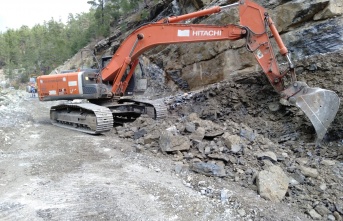 Alanya'da o yol kontrollü olarak trafiğe açıldı
