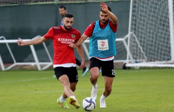 Alanyaspor, Akdeniz derbisine sıkı hazırlanıyor