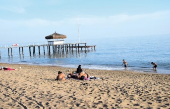 Turizm sezonu bitti sahiller az sayıda turiste kaldı