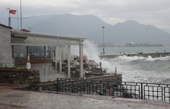 Alanya'ya şiddetli fırtına ve yağış uyarısı