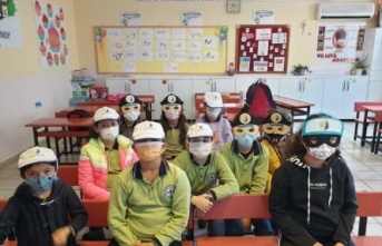 Alanyalı öğrenciler, Polonyalı öğrencilerle çevrimiçi buluştu