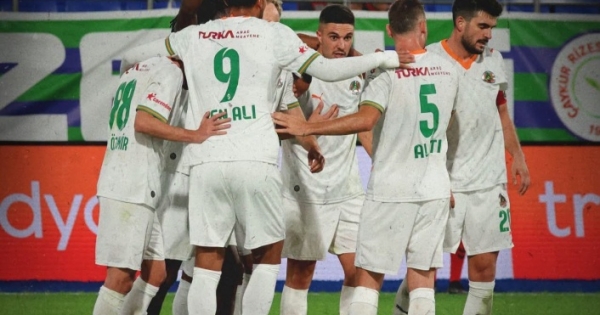 Alanyaspor Rize'den 3 puanla dönüyor