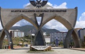 ALKÜ 25 öğretim üyesi alıyor: İşte başvuru şartları ve detaylar!