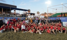 Plaj voleybolu sezonu Alanya’da açıldı
