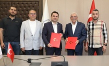 Hayırsever Bacaksız'dan ALKÜ'ye bağış