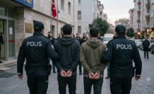 Avsallar'da mağazadan hırsızlık yapan 2 şüpheli tutuklandı!