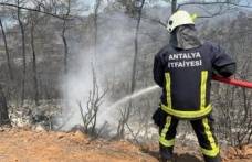 Antalya Büyükşehir İtfaiyesi'ne Marmaris yangınında aktif görev