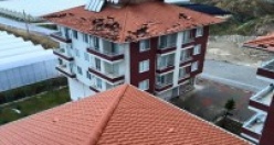 GÜNE FIRTINA VE HORTUM KABUSUYLA BAŞLADIK