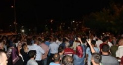 SERBEST BIRAKILAN BELEDİYE PERSONELİ BÖYLE KARŞILANDI