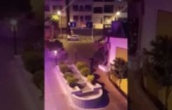 Alanya'da sokak ortasında tek başına halay çekti