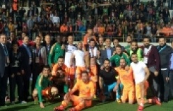 GALİBİYETİ ŞEHİDİMİZİN OĞLUNA ARMAĞAN ETTİLER