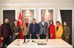 CHP'deki atamaya kızdı, istifa edip Ak Parti rozeti taktı