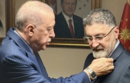 CHP'den istifa edip AK Parti'ye katıldı