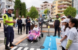 Alanya'da trafik haftasında anlamlı etkinlik