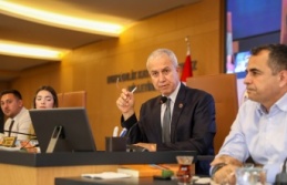 Başkan Özçelik meclisi bilgilendirdi