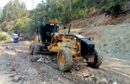 Alanya’da kırsal mahalle yollarına yaz bakımı!