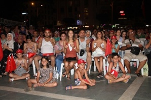 Alanya'dan 15 Temmuz manzaraları