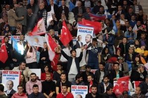 AK Parti Alanya İlçe Teşkilatı'ndan muhteşem kongre