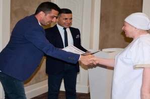 Housekeepıng personeline eğitim sertifikası verildi