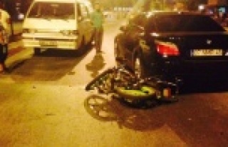 İKİ AYRI KAZADA ÜÇ KİŞİ YARALANDI