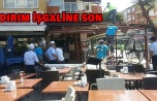 KENDİ YIKMAYINCA BELEDİYE YIKTI