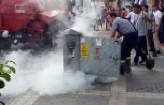 KLİMALARA YÜKLENİNCE TRAFO PATLADI